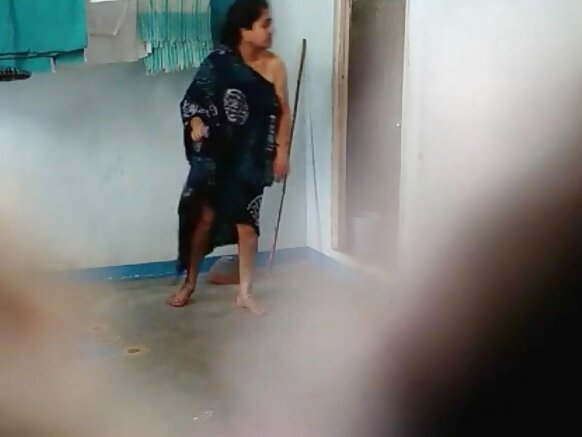 آنٽي سنيتا انگريزي ۾ مڪمل سيڪسي 5