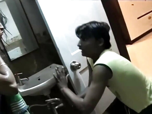sexy sexy bath chick spying on shower sexy hindi movie show