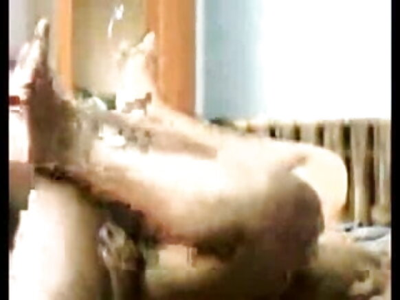 Sexy big boobs انڊيا بنگلور milf gets fucked by his boyfriend in hindi sexy movie hd