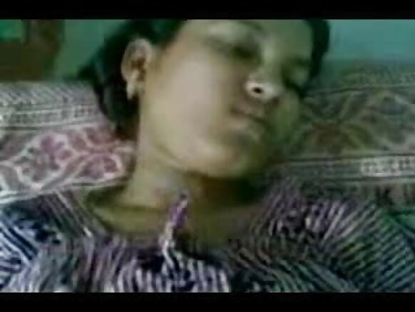 little indian girl hd video sexy xxx ڇوڪري پنهنجي بواءِ فرينڊ جي ڪڪڙ سان پيار ڪندي آهي