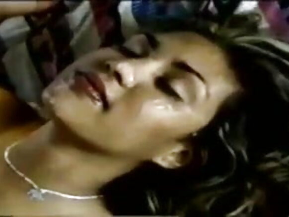 Sexy Indian whore is fucked in the room in a sexy movie video - Sexy Koo