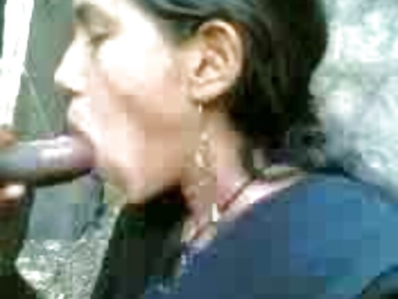 هندستاني ڇوڪريون پنهنجي بواءِ فرينڊ جو ڪڪڙ چوس سيڪسي تصوير يونيورسٽي ڪيمپس سيڪسي هندي