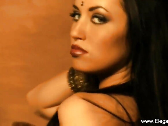 بالي ووڊ بالي ووڊ ڊانسر انگريزي ۾ تمام پرڪشش سيڪسي وڊيو فلم