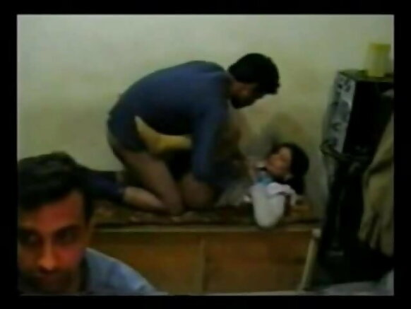 پي سي تي هڪ ڪمپيوٽر geek جي پويان کان fucked حاصل sexy ڇوڪرو فلم هندي