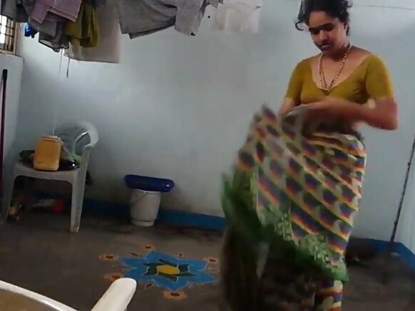ديسي سيڪسي شو شو بالي ڍوري سان ديسي غسل saree استعمال بعد غسل خانو