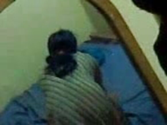 ديسي چاچي مڙس سان سيڪسي هندي فلم ديسي چاچي سينيئر ڪيپچر وڊيو