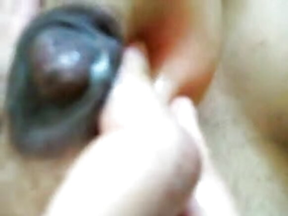 هندستان چاچي کير کاڌو sexy hindi video movie for you