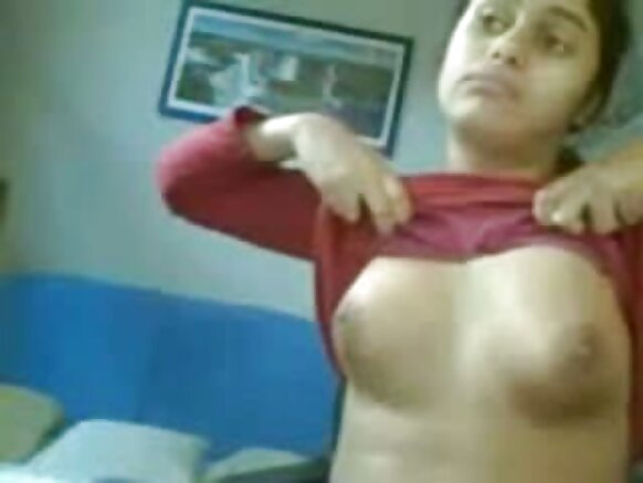 انڊين بوبس ڏيکاريندي Sexy Tits ڪلي فلم