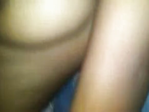 هندستاني ڪچي حاصل ڪري سندس tits pinched سندس وڏي tits bf جي ڇوڪرو دوست جي sexy movie hindi