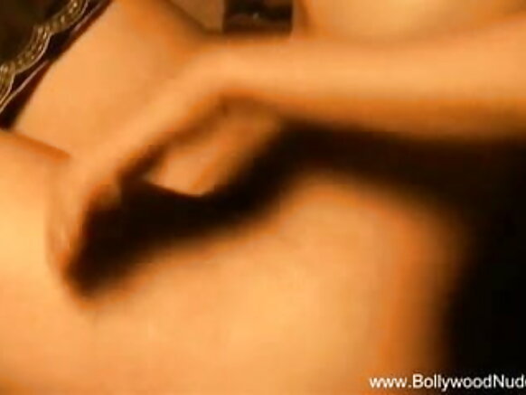 بالي ووڊ انڊيا انگريزي ۾ هڪ sensual ۽ مزاحيه گرل فرينڊ جي جنسي وڊيو آهي