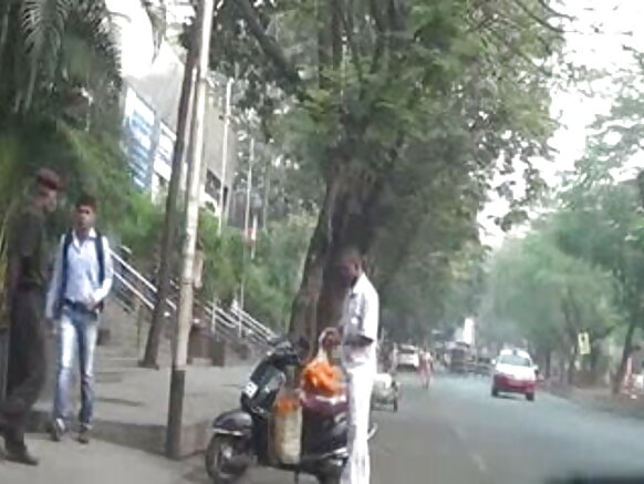چيڪاس انڊين سيڪسي ڪتو فليش يونيورسٽي فليش