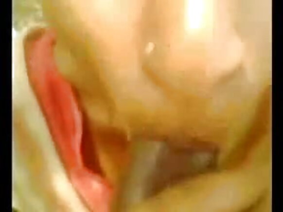 تامل ڇوڪري هندي ۾ پنهنجي بواءِ فرينڊ جو ڪڪڙ چوسيندي sexy movie video