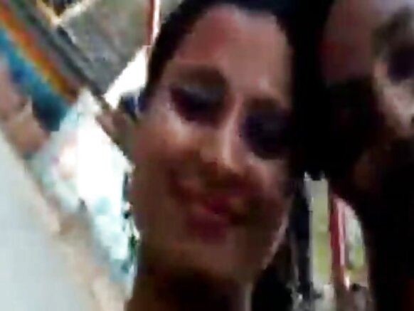 انڊين هني مون سيڪسي فلم سيڪسي سيڪسي (نئون)