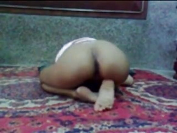 desi sexy full movie سيڪسي سيڪسي ڇوڪرو پوڙهي عورت کي چدائي